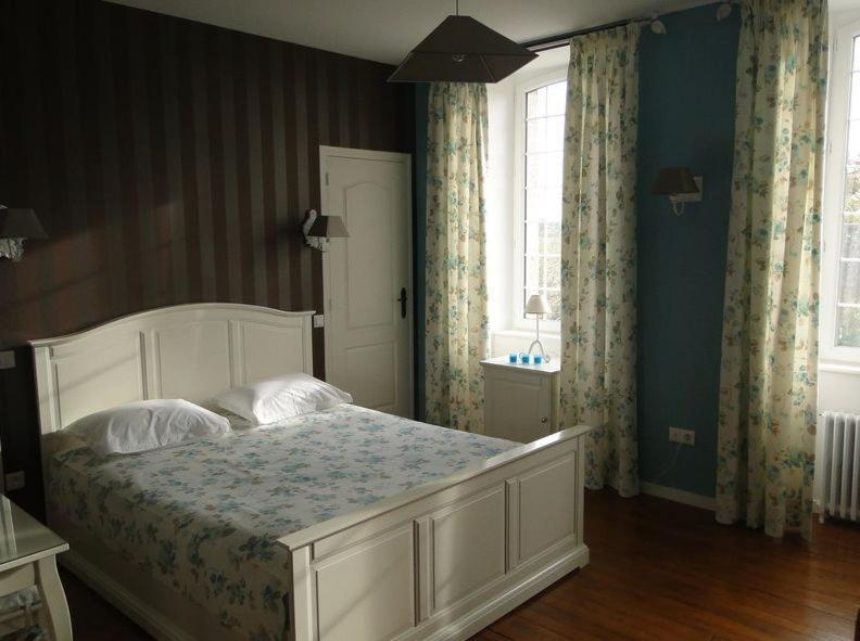 Bed and Breakfast Manoir Saint-Martin à Percy  Extérieur photo
